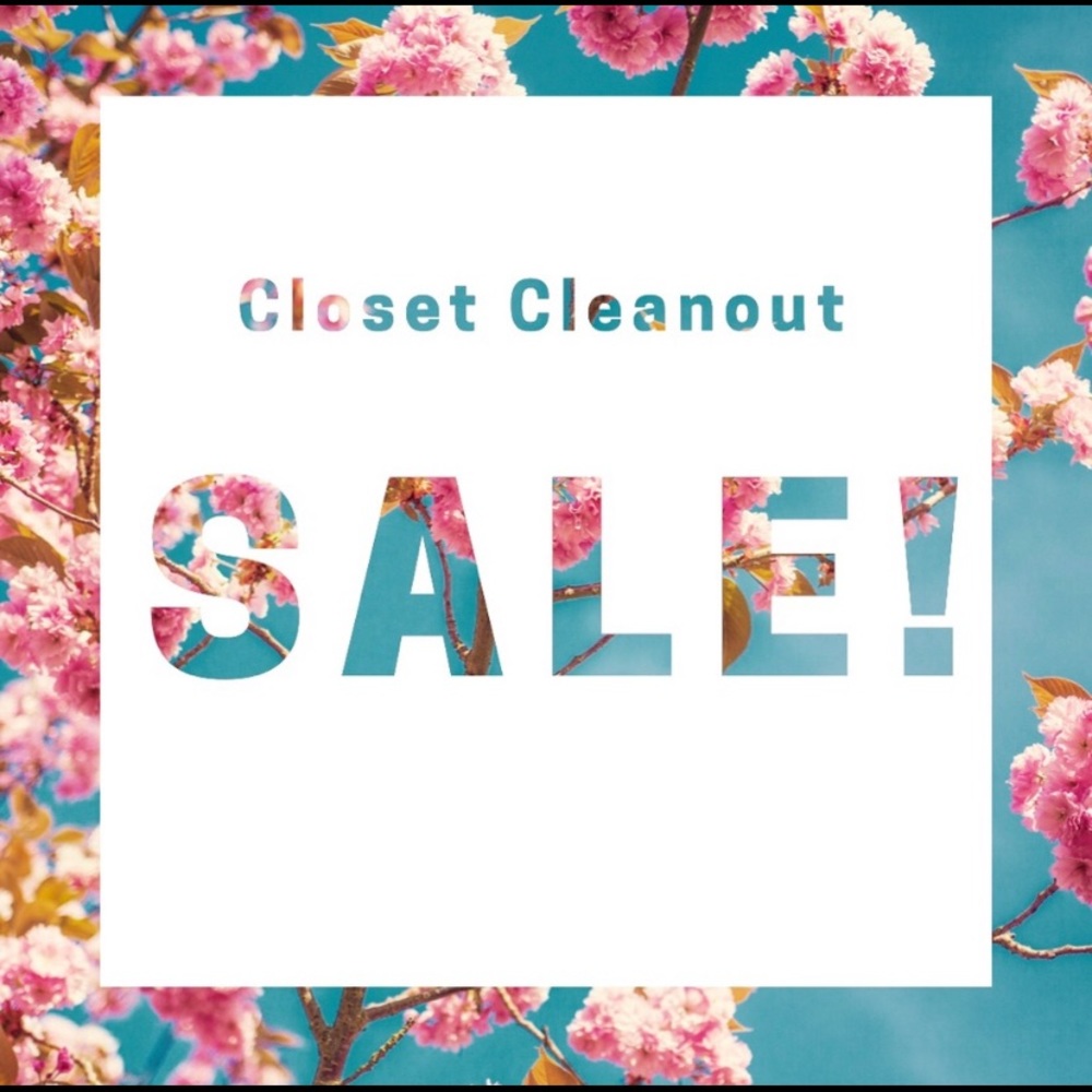 CLOSET CLEAN OUT!! Reasonable offers accepted!!